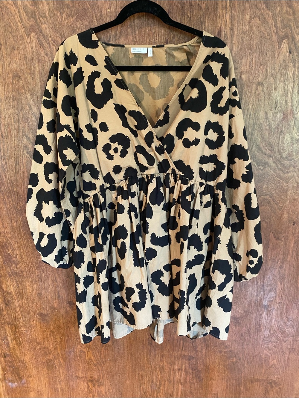 ASOS Design 100% Cotton Leopard Print V-Neck Long Sleeve Mini Dress - Picture 2 of 8